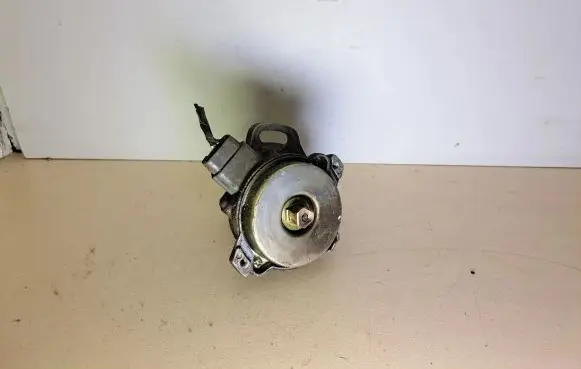 Mazda 323 Spark distributor T2T53171 BP020117Q3 0117Q3