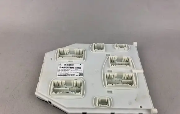 Mercedes-Benz EQA Comfort/convenience module A2479004318