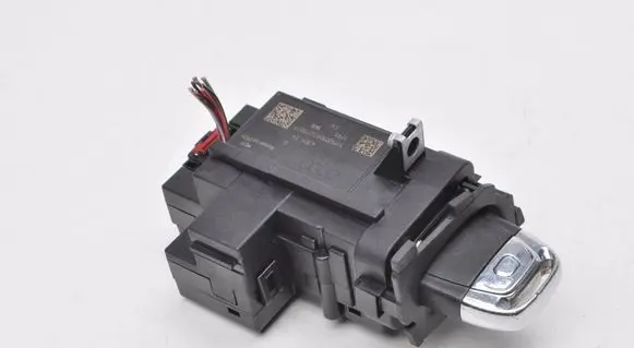 Audi Q5 SQ5 Ignition lock 8K0909131D
