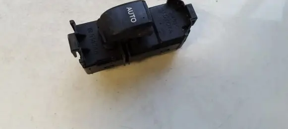 Toyota Avensis Verso Electric window control switch 8403044020 84030-44020