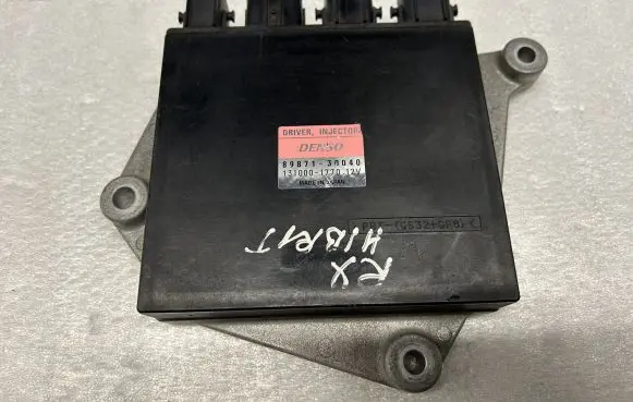 Lexus RX 450H Fuel injection control unit/module 8987130040