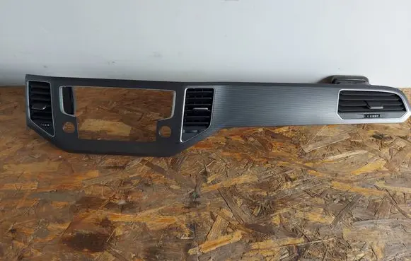 Volkswagen Golf Sportsvan Radio/GPS head unit trim 517858061 517858071 751785869