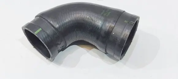 BMW 5 E39 Intercooler hose/pipe 7786530A