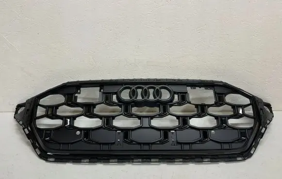 Audi Q8 Front bumper upper radiator grill 