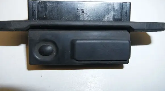 Lexus RX 450H Tailgate/boot open switch button NOTSPECIFIED