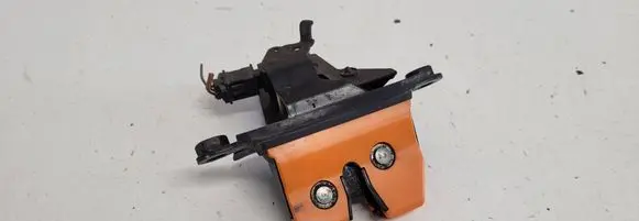 Skoda Fabia Mk1 (6Y) Tailgate/trunk/boot lock/catch/latch 6Y0827501D