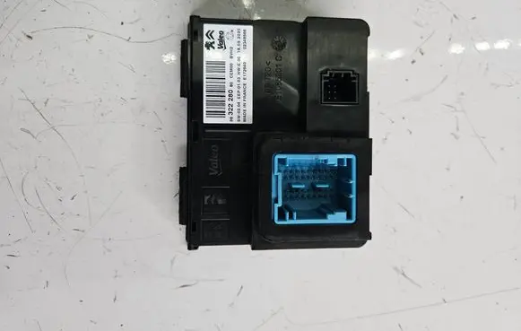 Toyota Proace Other devices 9832228080