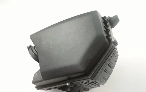 Air filter box