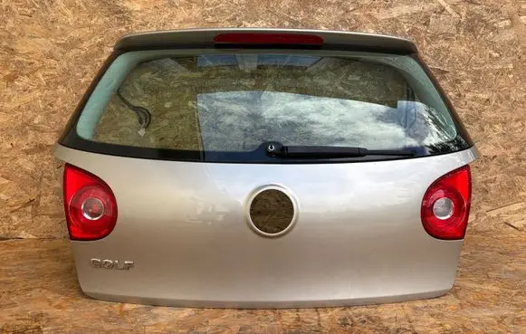 Volkswagen Golf V Tailgate/trunk/boot lid 1K6827025
