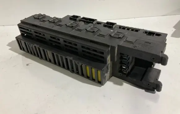Mercedes-Benz E W211 SAM control unit 2115455601