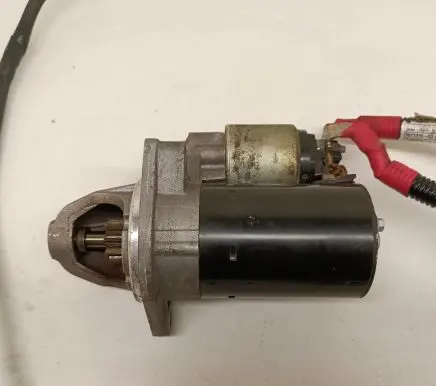 BMW 5 F10 F11 Starter motor 0001107527