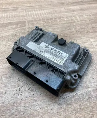 Volkswagen Golf V Engine control unit/module ECU 03C906022AL 0261S04399