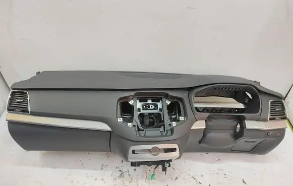 Volvo XC90 Dashboard 