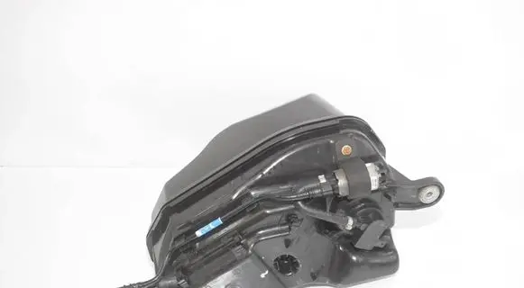BMW 5 G30 G31 G38 AdBlue liquid reservoir 7381415 7354384 16197381415