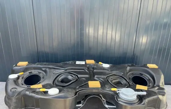 Dodge Challenger Fuel tank 