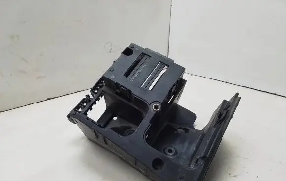 Volkswagen Touran I Other engine bay part 1K0907361B