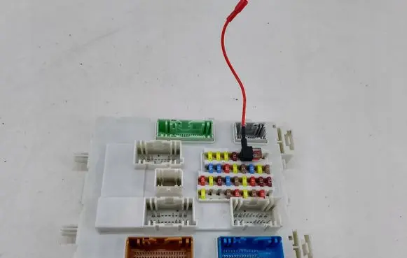 Ford Focus C-MAX Fuse box set DV6T-14A073-HH