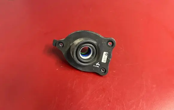 BMW iX Steering column universal joint 6892057
