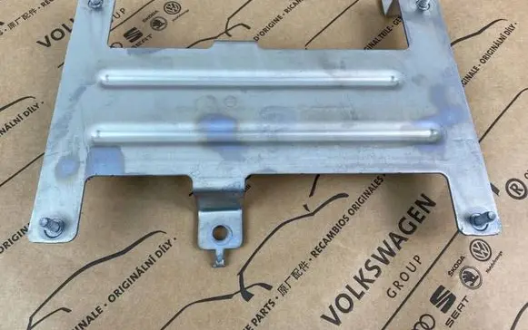 Volkswagen Transporter - Caravelle T7 Glass fitting brackets 7T0035535