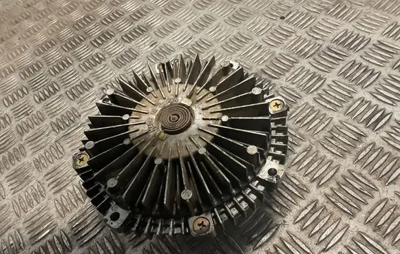 Mitsubishi Pajero Viscous fan clutch 