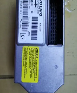 Volvo XC90 Airbag control unit/module P30737501