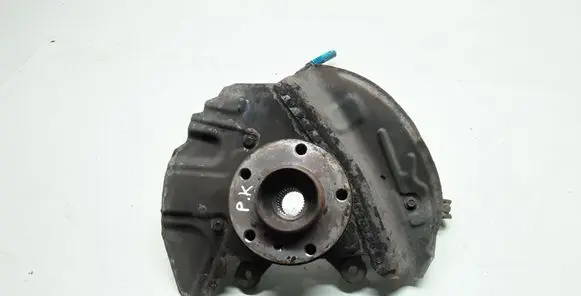BMW X5 E53 Front wheel hub spindle knuckle