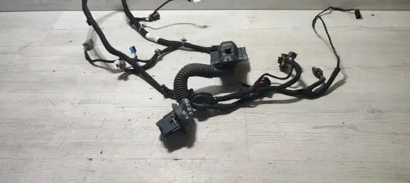 Jeep Cherokee Front door wiring loom/harness boot 68165487AD