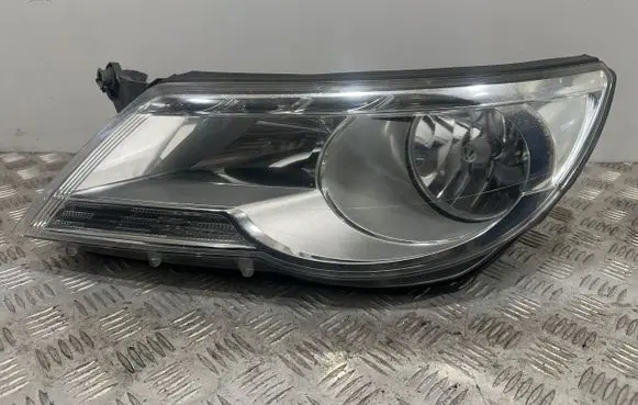 Volkswagen Tiguan Headlight/headlamp 5N1941031AB
