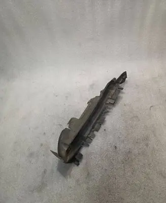 Audi A8 S8 D2 4D Intercooler air guide/duct channel 4D0121284A