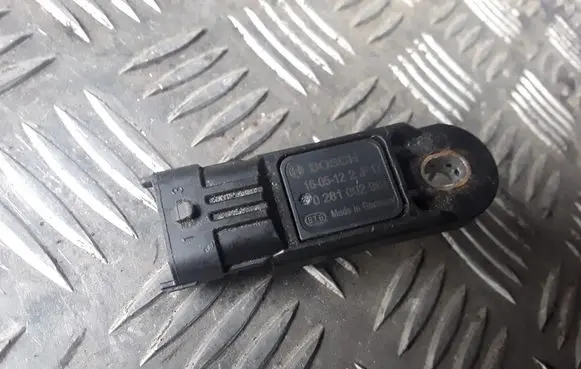 Nissan X-Trail T31 Air pressure sensor 0281002961
