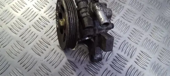 Honda Civic Power steering pump 502492v