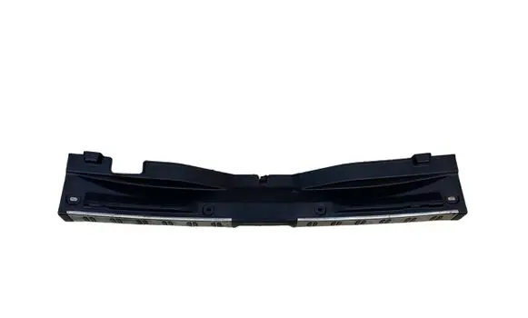 Trunk/boot sill cover protection