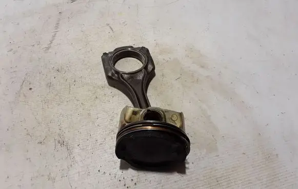 BMW 5 F10 F11 Piston with connecting rod 11258653978