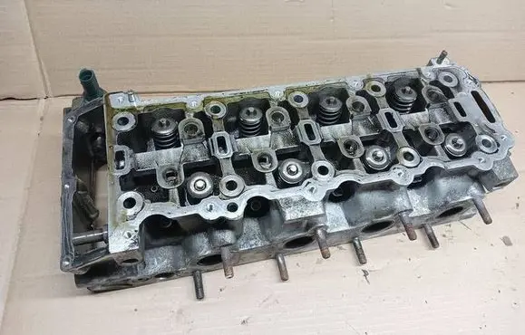 Volkswagen Polo V 6R Engine head 03F103373D