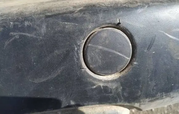 Rear bumper row hook cap/cover