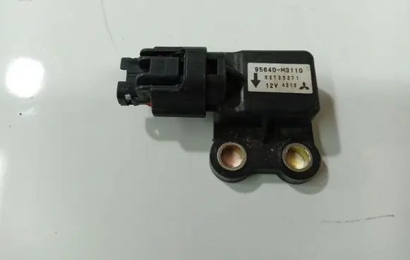 Hyundai Santa Fe Airbag deployment crash/impact sensor 95640M3110