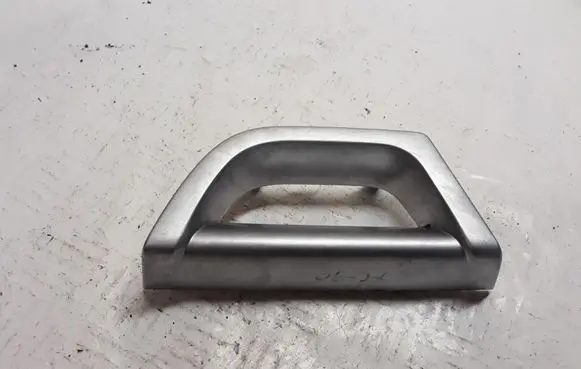 Volvo XC90 Front door interior handle trim 8650071