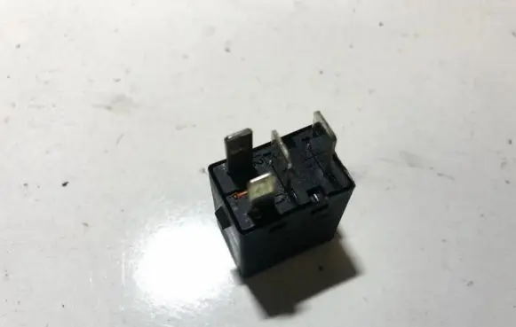 Mitsubishi Space Star Other relay mb953382 005626a