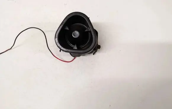 Volkswagen Golf IV Alarm system siren 