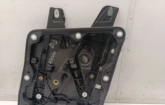 Skoda Enyaq iV Front window lifting mechanism without motor 5LA837656