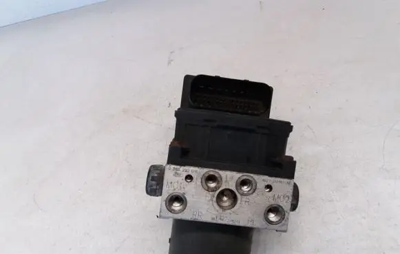 Ford Mondeo Mk III ABS Pump 1S712M110AE 0265222015 0265800007