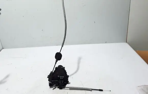 Renault Captur II Rear door lock 825031538R