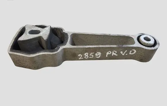 Volvo XC60 Engine mount bracket 6G926P082