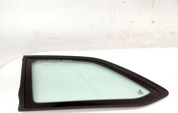 Skoda Octavia Mk3 (5E) Rear side window 5E9845297
