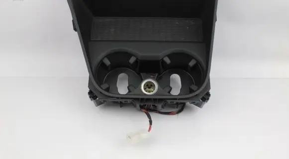 Cup holder front
