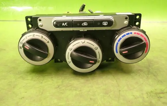 Hyundai i10 Climate control/heater control trim 972500X0304X