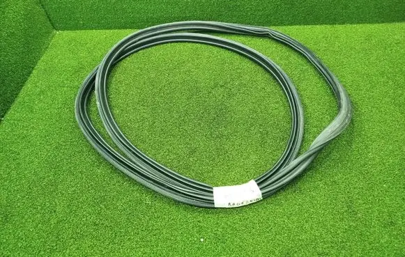 Renault Koleos II Trunk rubber seal (body) 