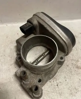Volkswagen Golf V Throttle valve 06F133062 408238327003