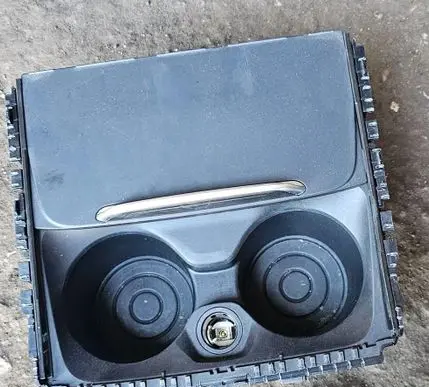BMW 4 F32 F33 Cup holder front brak