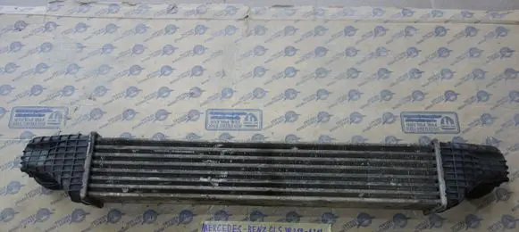 Mercedes-Benz E W211 Intercooler radiator MERCEDESBENZ A2115003902